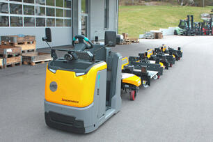 Indoor tugger train Industry Train