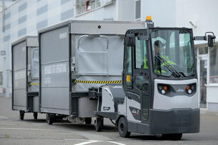 FT816 outdoor tugger train